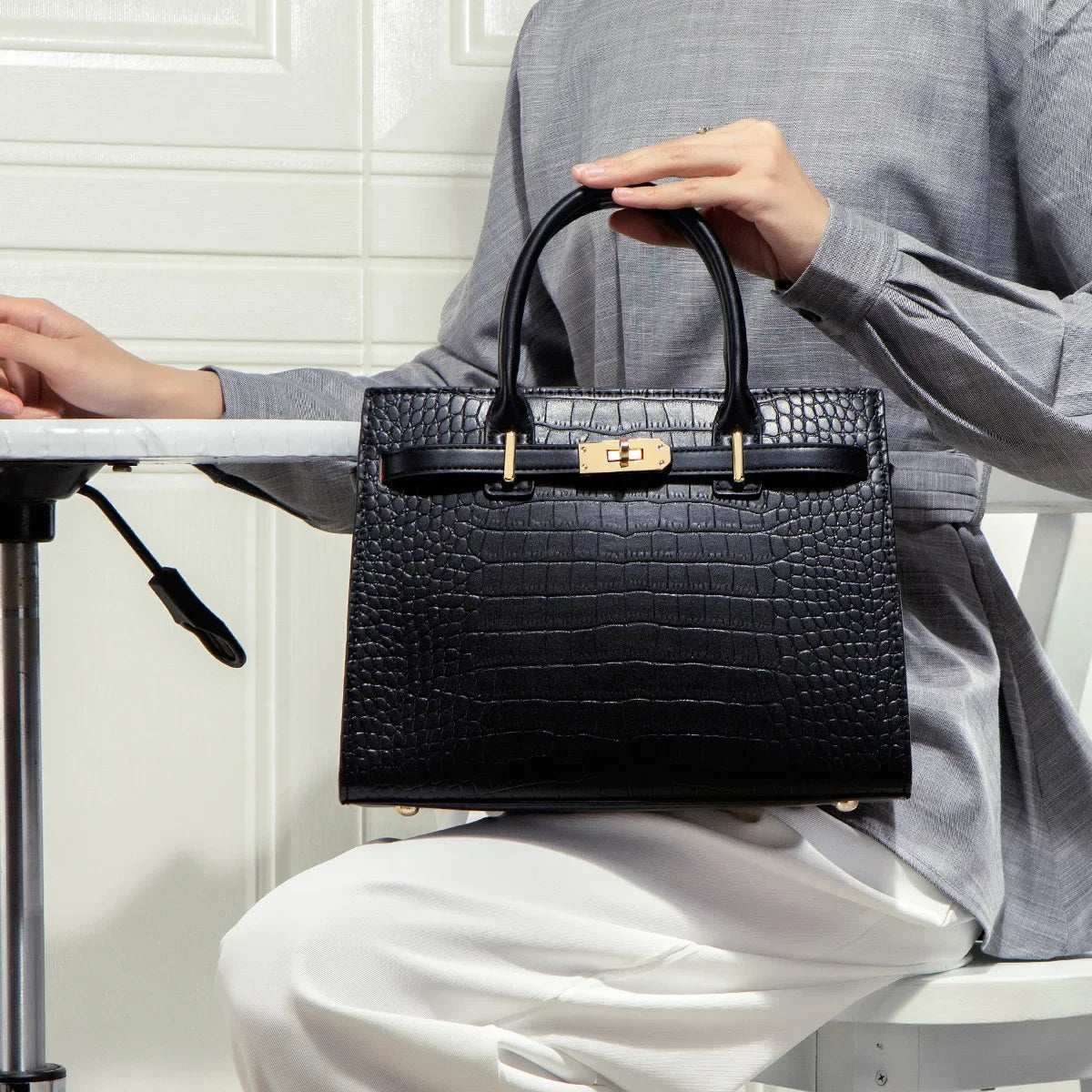 Lentivo™️| The Allure Croco Bag